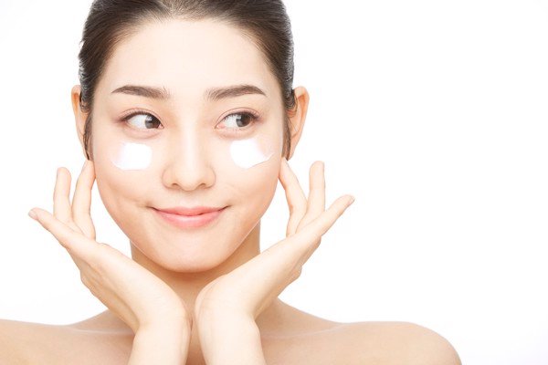 8 Bí quyết chăm sóc da khỏe đẹp trong độ tuổi 20.