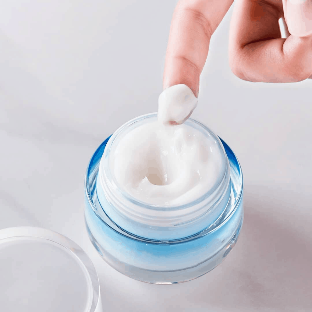 Các bước cho các mẹo chăm sóc da buổi sáng và ban đêm!